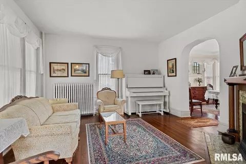 710 S Walnut St, Springfield, IL 62704 photo 7