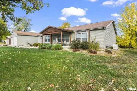 100 Witt St, Loami, IL 62661