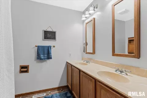 2508 W Harbauer St, Springfield, IL 62702 photo 21