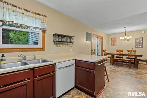 2508 W Harbauer St, Springfield, IL 62702 photo 12