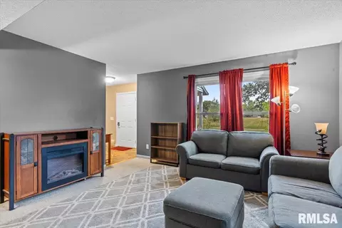 2508 W Harbauer St, Springfield, IL 62702 photo 5
