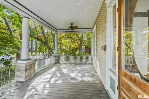835 S Park Ave, Springfield, IL 62704 photo 5