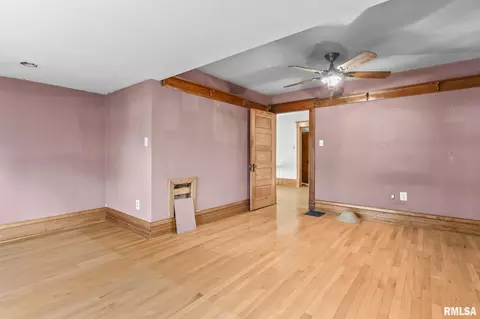 835 S Park Ave, Springfield, IL 62704 photo 29