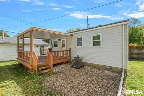 Exterior - 817 W Elliott Ave, Springfield, IL 62702 photo 4 of 5
