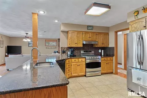 600 Tecumseh Trl, Springfield, IL 62711 photo 16