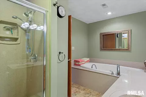 600 Tecumseh Trl, Springfield, IL 62711 photo 35