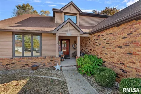 600 Tecumseh Trl, Springfield, IL 62711 photo 4