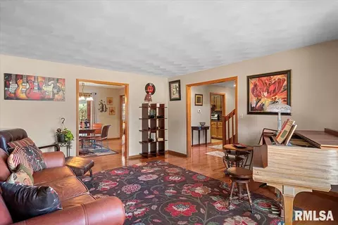 600 Tecumseh Trl, Springfield, IL 62711 photo 9