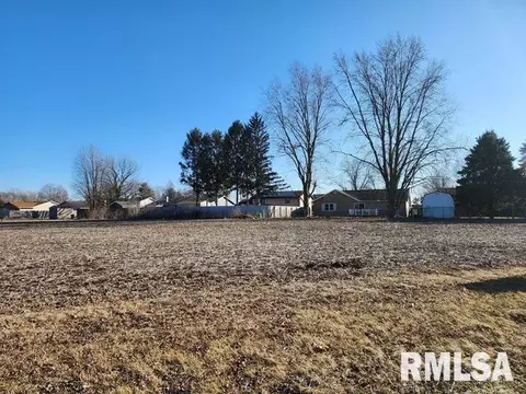2294 Railsplitter Ave, Lincoln, IL 62656