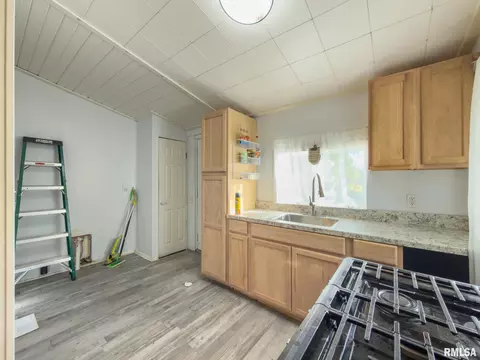 Kitchen - 206 W Lower St, Abingdon, IL 61410 photo 1 of 1