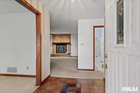 3100 Jalna Dr, Springfield, IL 62704 photo 6