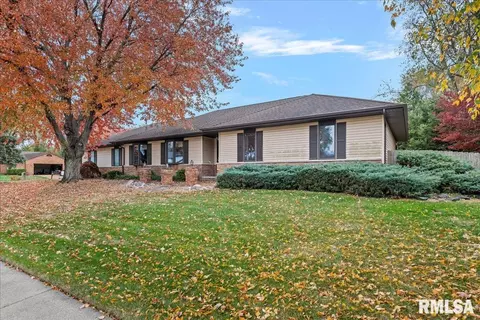 3100 Jalna Dr, Springfield, IL 62704 photo 2