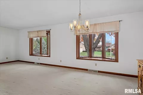 3100 Jalna Dr, Springfield, IL 62704 photo 10