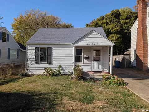 1221 N Rutledge St, Springfield, IL 62702