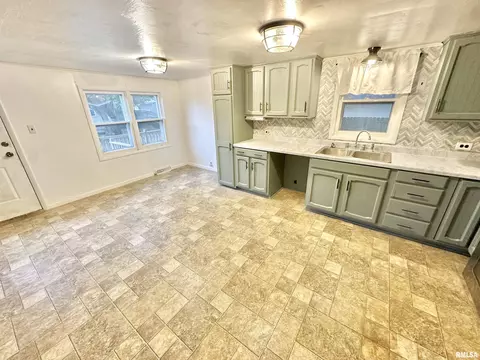 Kitchen - 205 N Austin Ave, Abingdon, IL 61410 photo 1 of 5