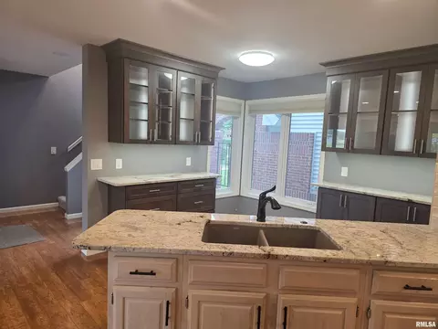 Kitchen - 602 Eagle Trce, Quincy, IL 62305 photo 1 of 2