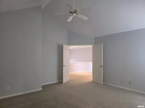 Bedroom - 602 Eagle Trce, Quincy, IL 62305 photo 1 of 4