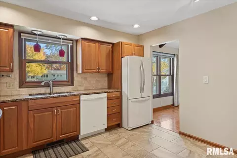 3108 Rutgers Dr, Springfield, IL 62704 photo 12