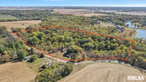 22537 Indian Point Ave, Petersburg, IL 62675