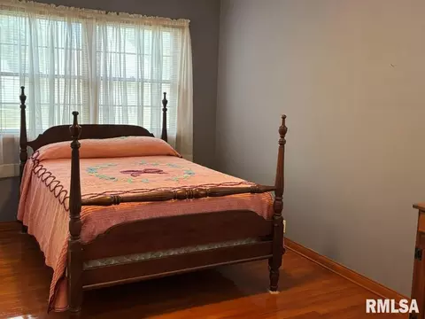 Bedroom - 253 Monroe St, Auburn, IL 62615 photo 1 of 2