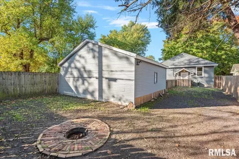 2812 Holmes Ave, Springfield, IL 62704 photo 24