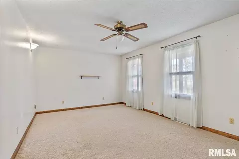 3898 Radford Rd, Springfield, IL 62707 photo 5
