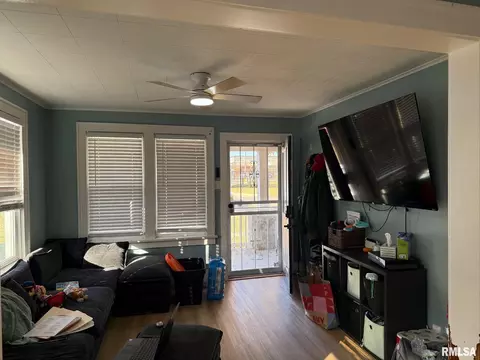 1220 N Macarthur Blvd, Springfield, IL 62702 photo 3