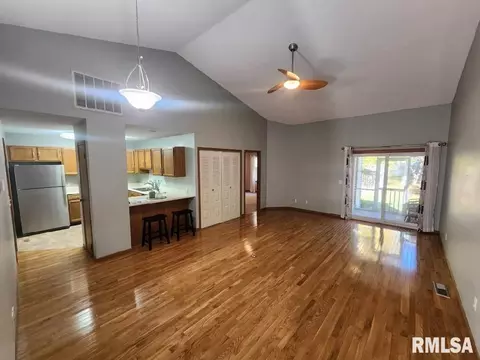 3209 Ashley Ln, Springfield, IL 62711 photo 4