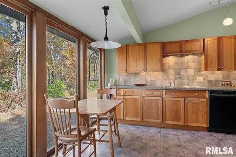 Kitchen - 2375 Sloe Rd, Springfield, IL 62707 photo 1 of 5