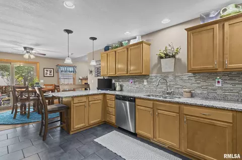 3504 Hoylake Dr, Springfield, IL 62712 photo 10