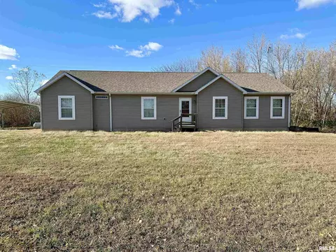 2158 Langdon Rd, Murrayville, IL 62668