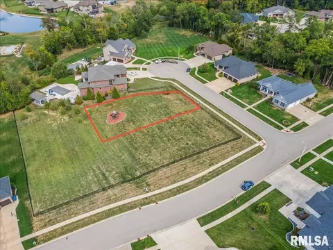 1905 Fieldstone Ct, Chatham, IL 62629