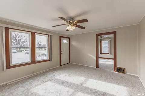 Living - 2017 Harrison St, Quincy, IL 62301 photo 1 of 5