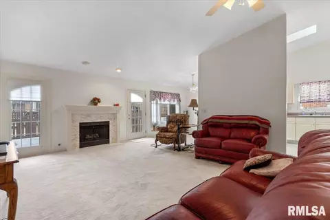 Living - 5002 Eagle Rdg, Springfield, IL 62711 photo 1 of 2