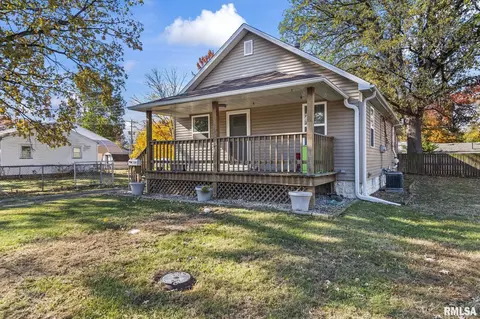Exterior - 1129 N Daniel Ave, Springfield, IL 62702 photo 2 of 9