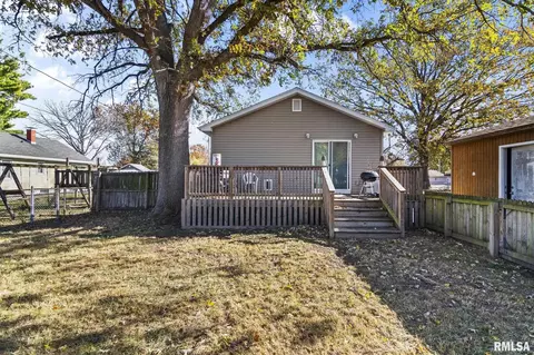 Exterior - 1129 N Daniel Ave, Springfield, IL 62702 photo 8 of 9