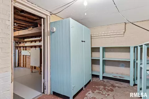 Other - 2136 S State St, Springfield, IL 62704 photo 11 of 13