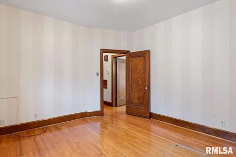 Bedroom - 2136 S State St, Springfield, IL 62704 photo 4 of 5