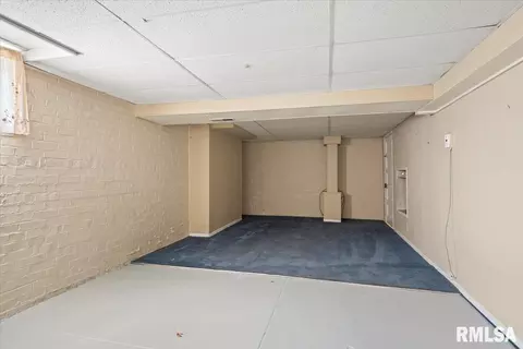Other - 2136 S State St, Springfield, IL 62704 photo 12 of 13