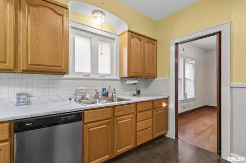 1929 S Walnut St, Springfield, IL 62704 photo 14