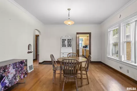 1929 S Walnut St, Springfield, IL 62704 photo 11