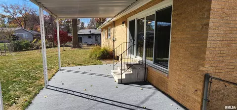 822 Kenyon Dr, Springfield, IL 62704 photo 8