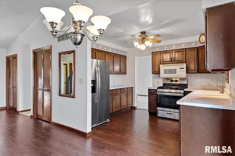 4857 Margaret Ave, Springfield, IL 62711 photo 8