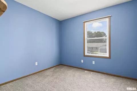 3058 Twin Lakes Dr, Springfield, IL 62707 photo 17