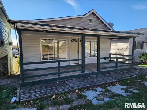 2025 Broadway St, Hannibal, MO 63401