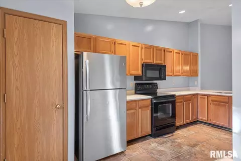 Other - 2005 Clara Mae Ct, Springfield, IL 62707 photo 5 of 8