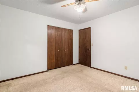 Bedroom - 137 N Douglas Ave, Springfield, IL 62702 photo 5 of 6