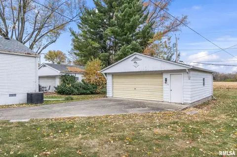 Exterior - 2937 S 3rd St, Springfield, IL 62703 photo 7 of 8