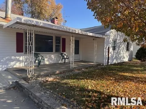 604 Coronado St, Jacksonville, IL 62650