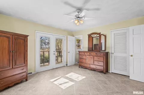 6637 N Walnut St, Springfield, IL 62707 photo 17